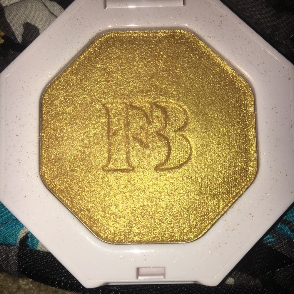 Fenty Beauty Killawatt Highlighter: Trophy Wife